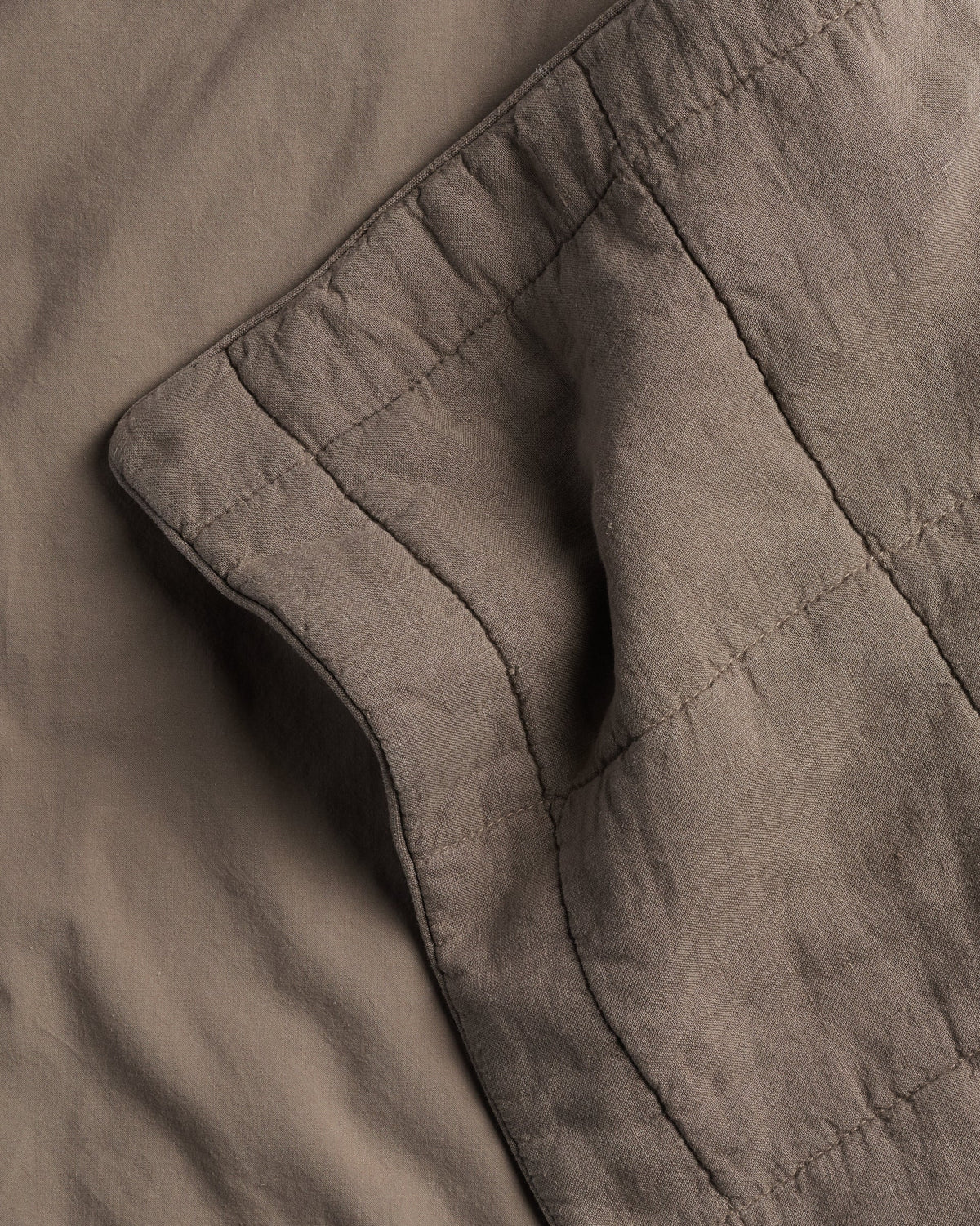 Linen Box Quilted Sham Set (Warm Grey)