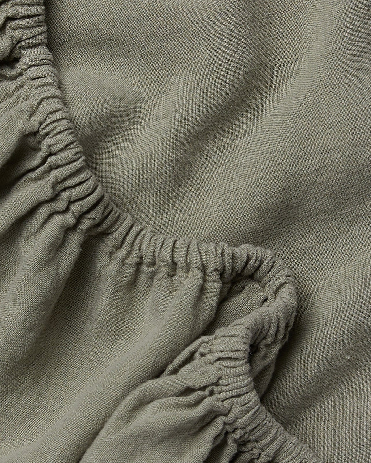 Linen Fitted Sheet (Moss)