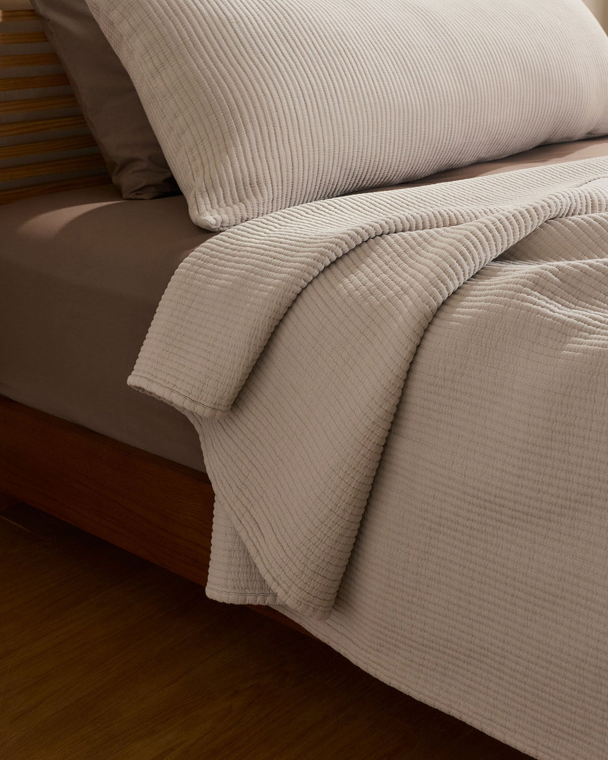 Matelasse Euro Sham (Bone)