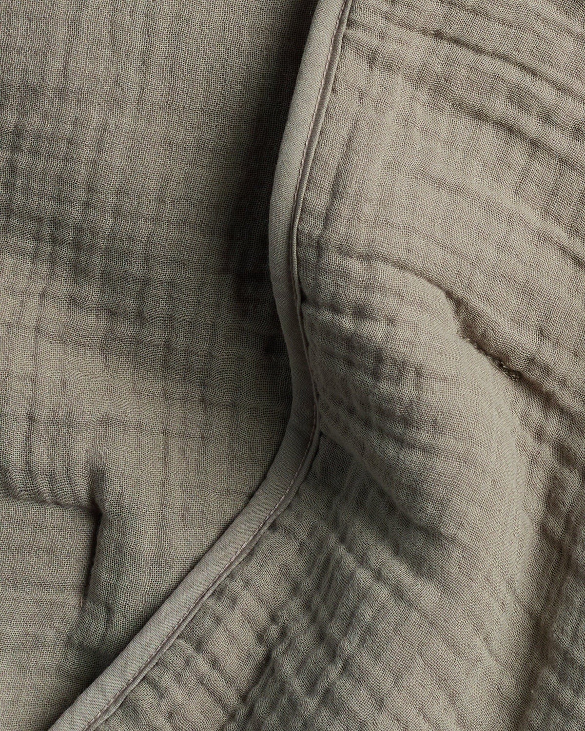 Organic Cloud Cotton Quilt (Moss)