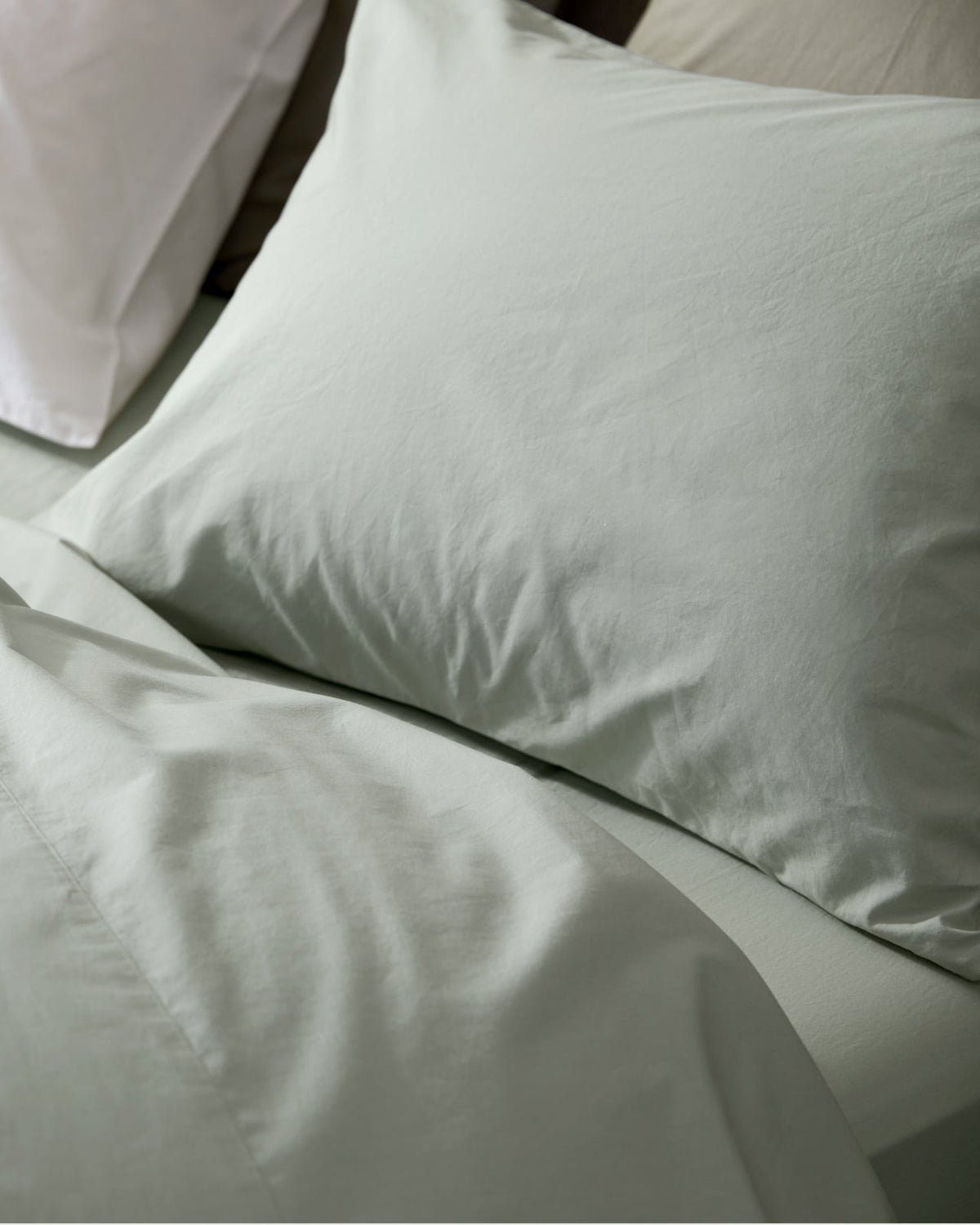 Percale Fitted Sheet - FINAL SALE (Sage)