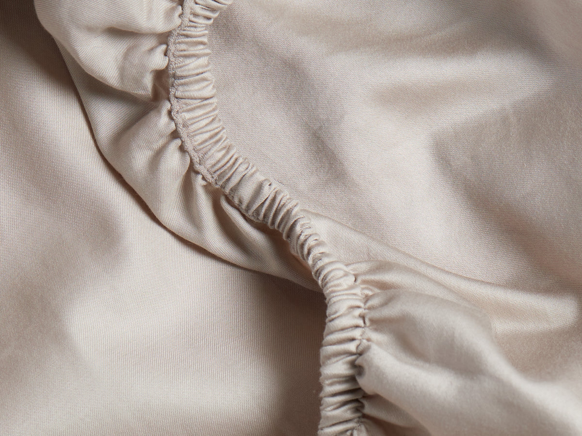Sateen Fitted Sheet (Bone)